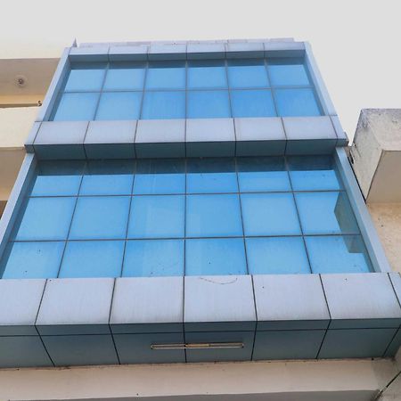 Oyo Hotel Aryan Plaza Chandīgarh Exterior foto
